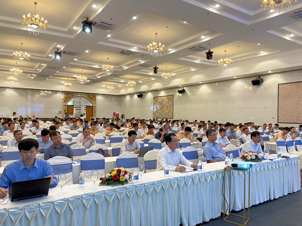 Hội nghị tuyên truyền VBQPPL và tập huấn nâng cao năng lực bảo đảm ATGT ĐTNĐ